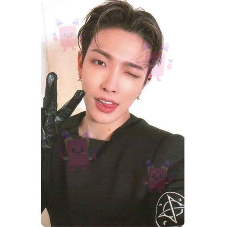 ATEEZ - Hongjoong Golden Hour Part.2 Everline Photocard