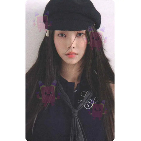 ILLIT - Yunah bomb GLLIT Apple Music Photocard