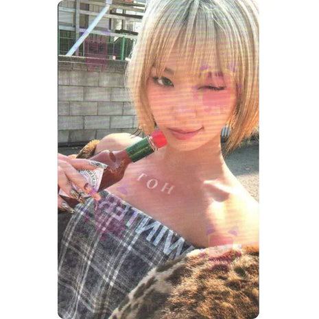 LE SSERAFIM - Kim Chaewon HOT Weverse Photocard