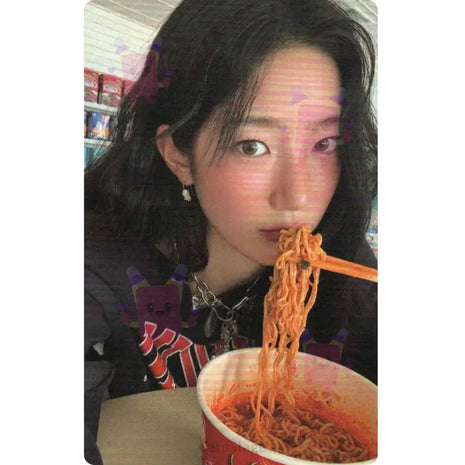 LE SSERAFIM - Kazuha HOT Weverse Photocard