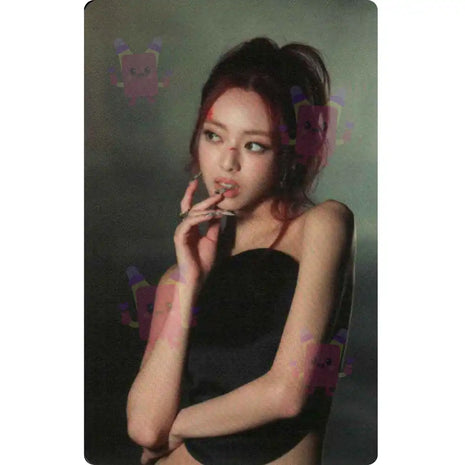 ITZY - YUNA TUNNEL VISION Soundwave Photocard
